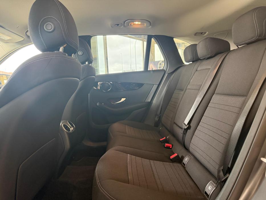 Mercedes-Benz GLC 300D *GRIS MATE* 2020