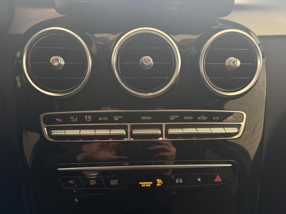 Mercedes-Benz GLC 300D *GRIS MATE* 2020