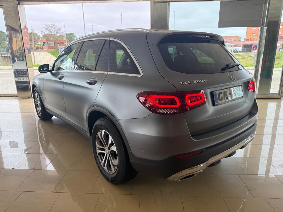 Mercedes-Benz GLC 300D *GRIS MATE* 2020