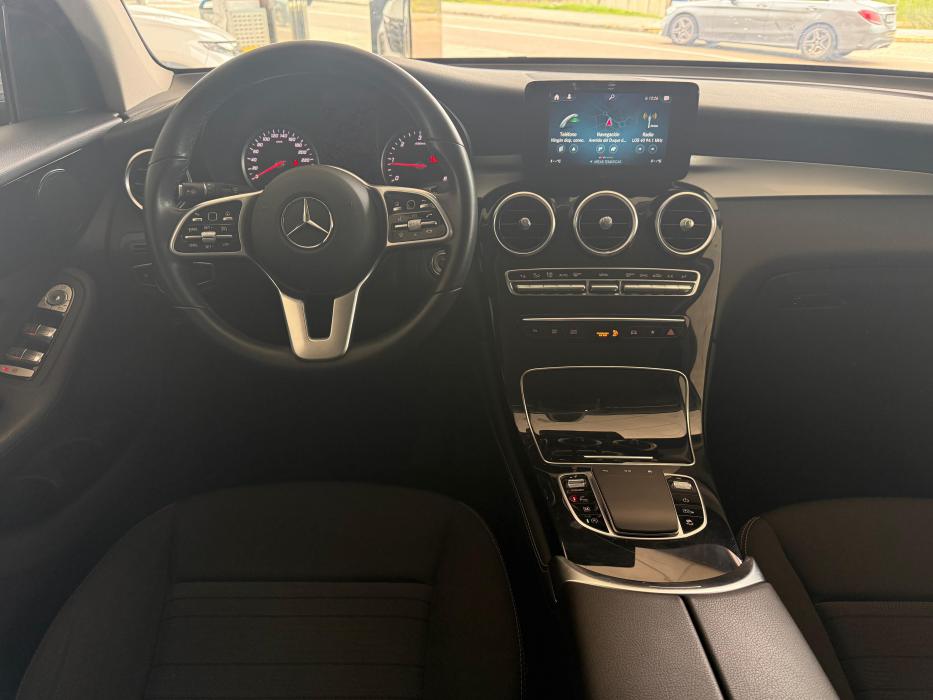 Mercedes-Benz GLC 300D *GRIS MATE* 2020