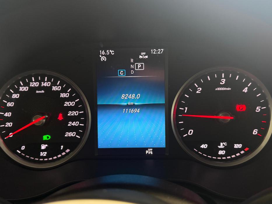 Mercedes-Benz GLC 300D *GRIS MATE* 2020