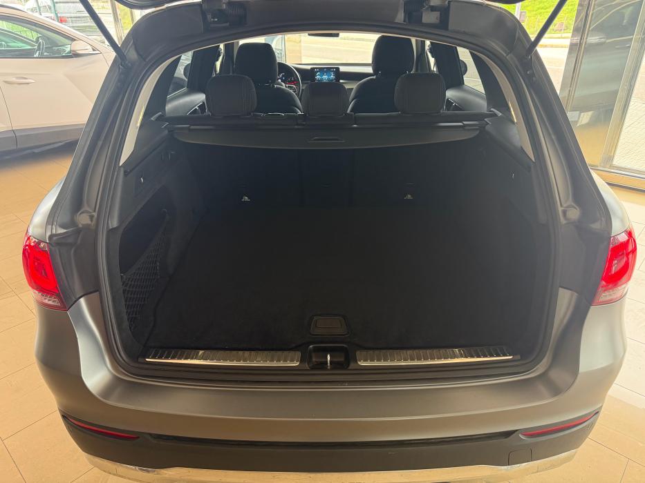 Mercedes-Benz GLC 300D *GRIS MATE* 2020