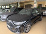 Audi Q3 Sportback *S-LINE* Black Line