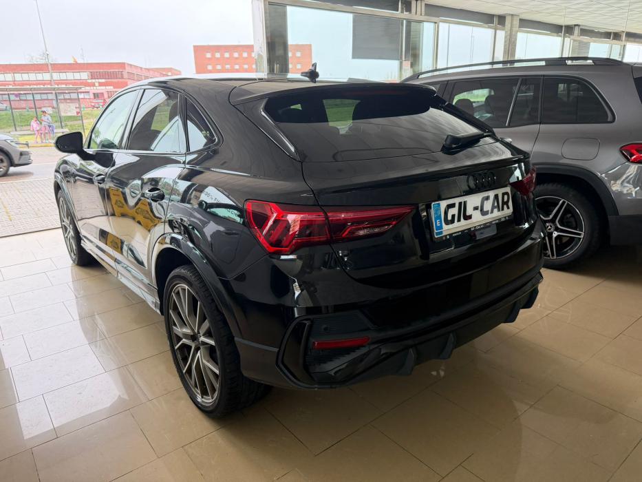 Audi Q3 Sportback *S-LINE* Black Line