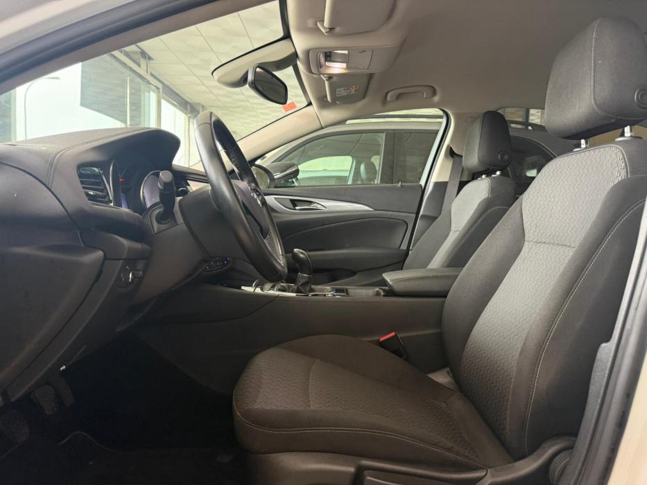 Opel Insignia GRAND SPORT *MODELO 2019*