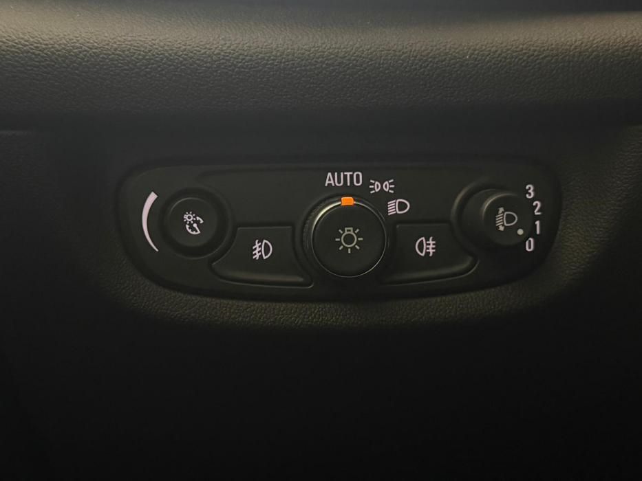 Opel Insignia GRAND SPORT *MODELO 2019*