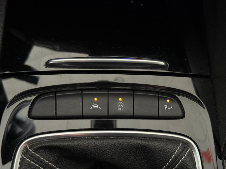 Opel Insignia GRAND SPORT *MODELO 2019*