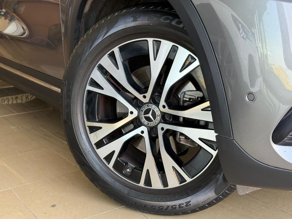 MERCEDES-BENZ GLA200D *AÑO 2024* 30.000KM