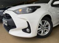 Toyota Yaris Híbrido Automático *MODELO 2023*