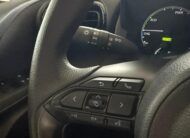 Toyota Yaris Híbrido Automático *MODELO 2023*