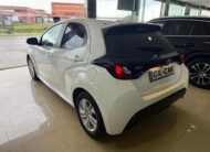 Toyota Yaris Híbrido Automático *MODELO 2023*