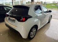 Toyota Yaris Híbrido Automático *MODELO 2023*
