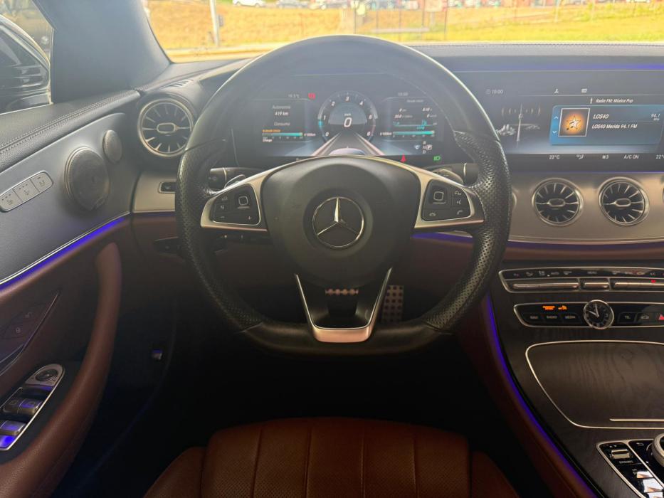 Mercedes-Benz Clase E220D Coupé *PACK AMG*