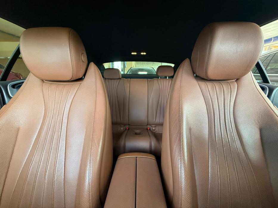Mercedes-Benz Clase E220D Coupé *PACK AMG*