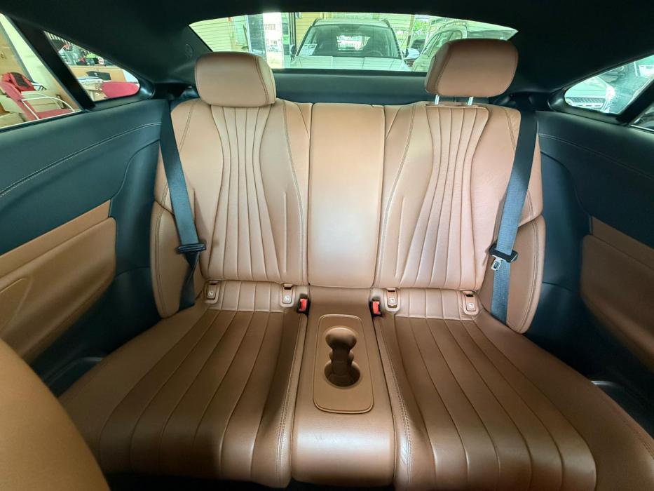 Mercedes-Benz Clase E220D Coupé *PACK AMG*