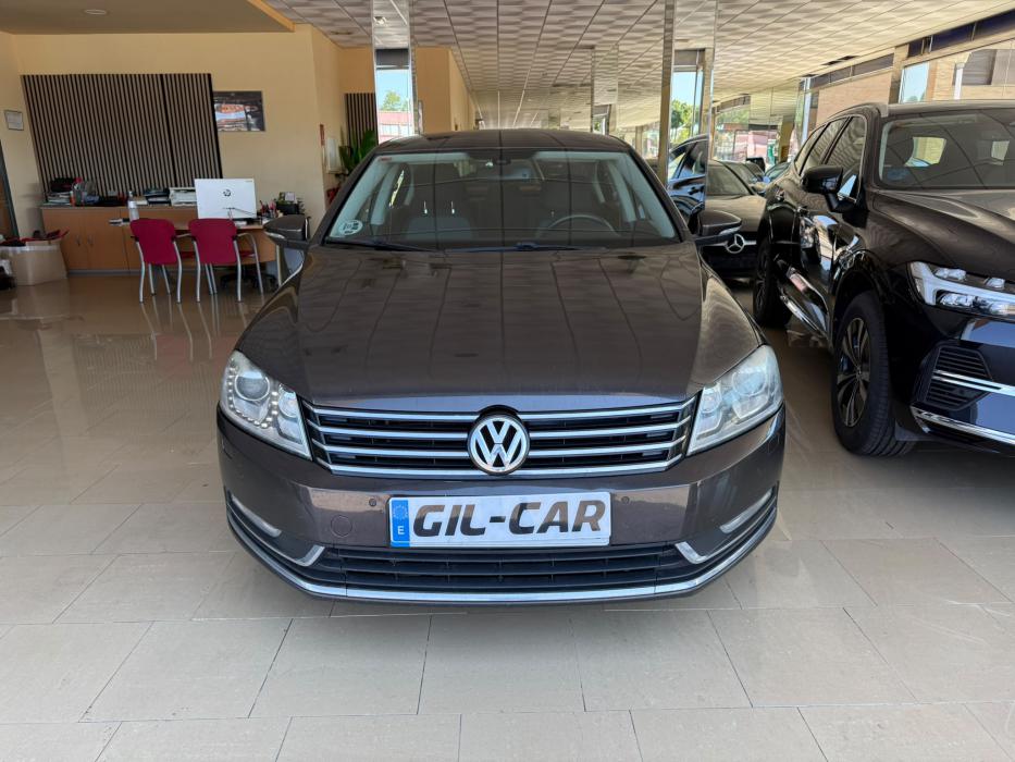 VOLKSWAGEN PASSAT 2.0TDI 140CV AÑO 2014