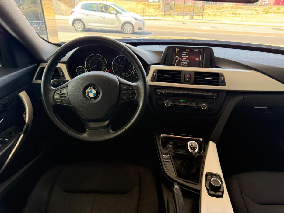 BMW SERIE 318D GT 2013
