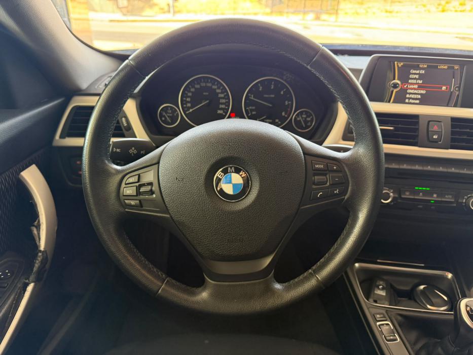 BMW SERIE 318D GT 2013