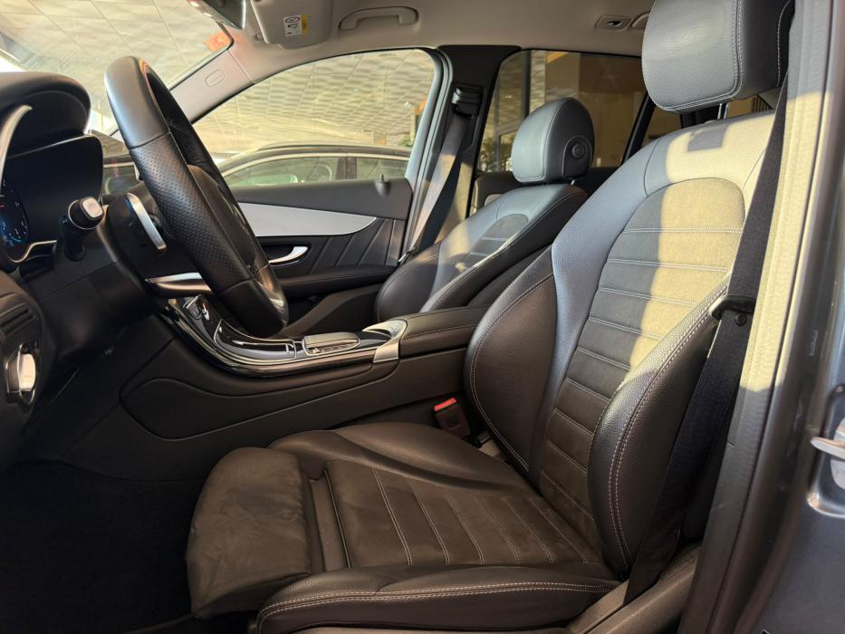 MERCEDES-BENZ GLC220D *PACK AMG* 4MATIC 2021