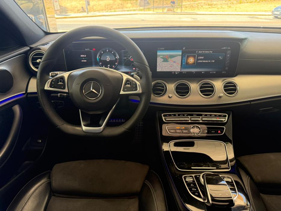 Mercedes-Benz Clase E350d *PACK AMG*