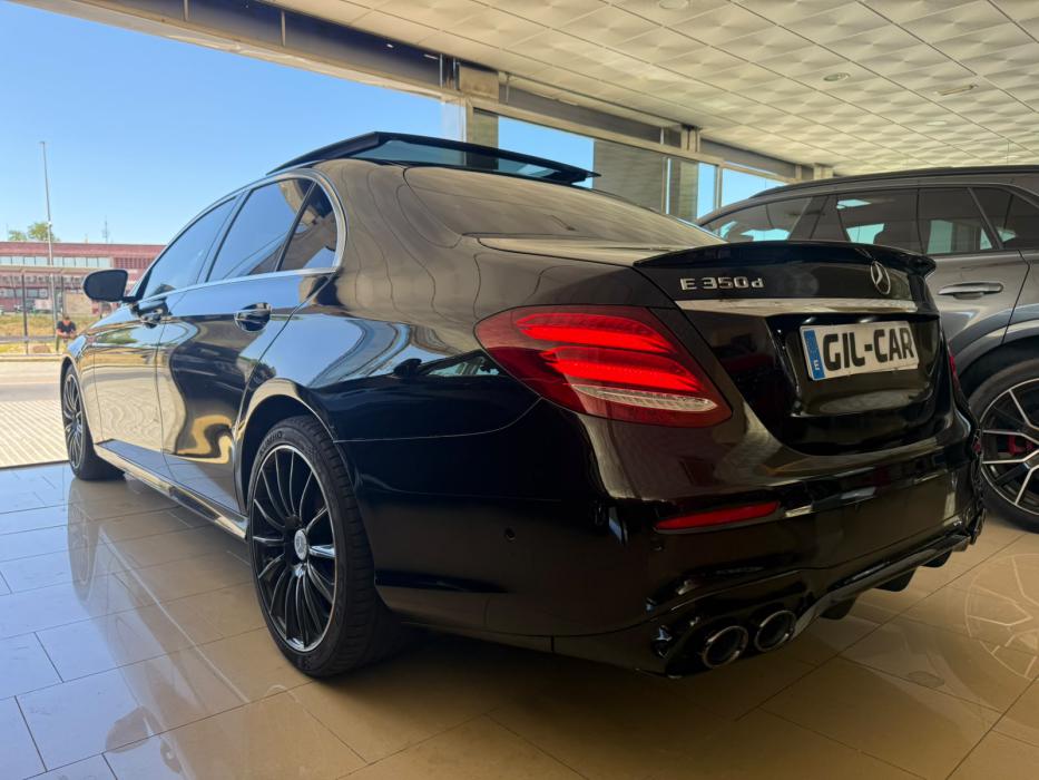 Mercedes-Benz Clase E350d *PACK AMG*