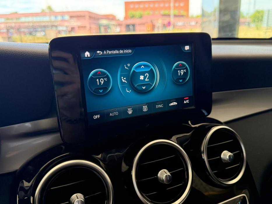 MERCEDES BENZ GLC300D 245CV *GRIS MATE*