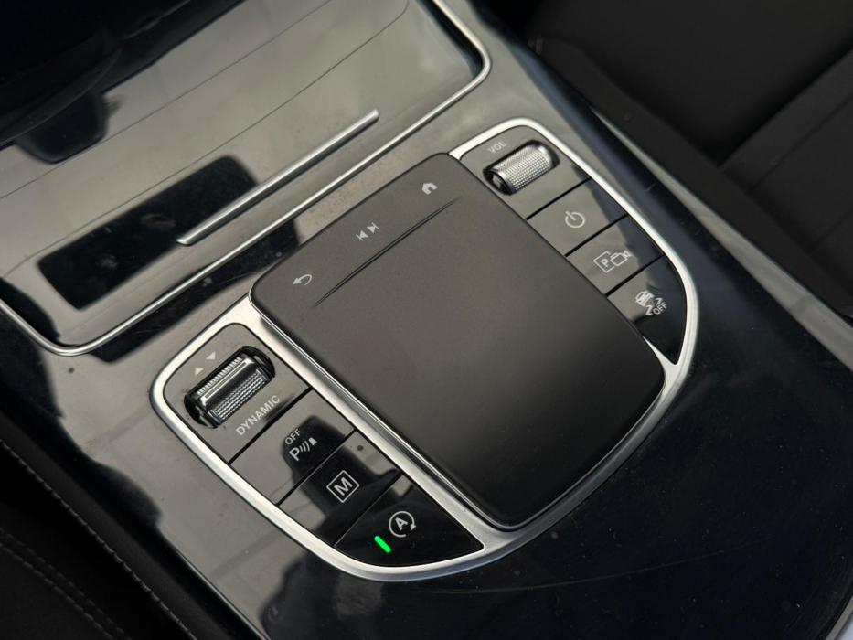 MERCEDES BENZ GLC300D 245CV *GRIS MATE*
