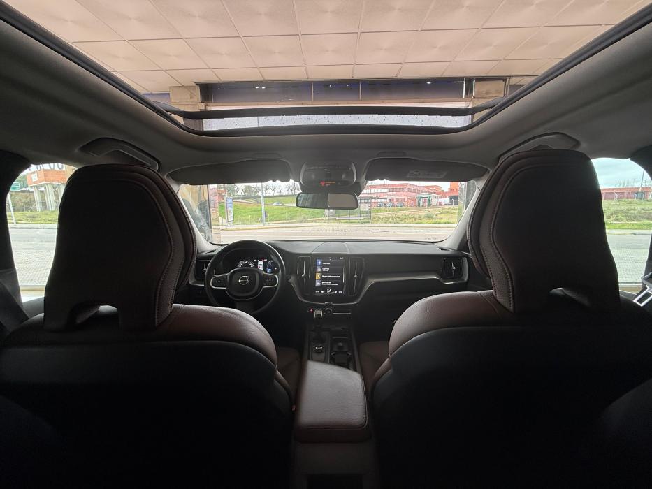 VOLVO XC60 D3 MOMENTUM *TECHO SOLAR* 2019