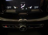 VOLVO XC60 D3 MOMENTUM *TECHO SOLAR* 2019
