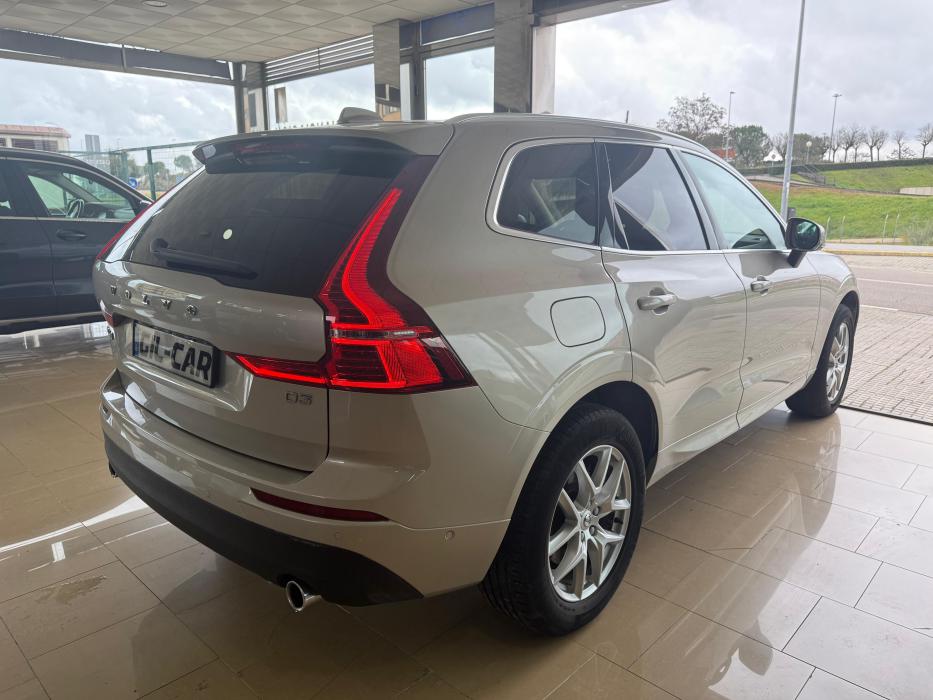 VOLVO XC60 D3 MOMENTUM *TECHO SOLAR* 2019