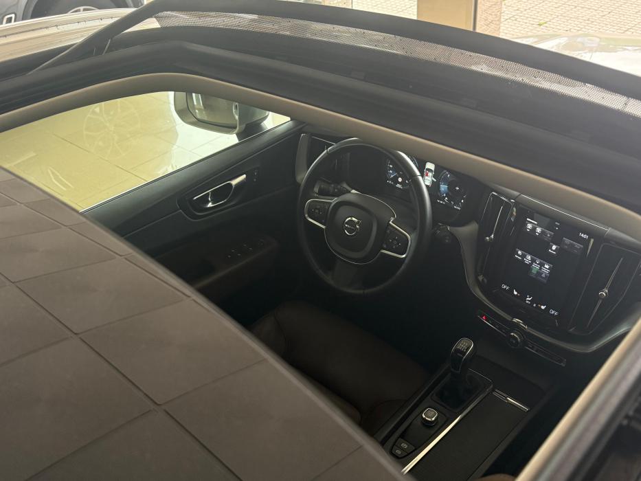 VOLVO XC60 D3 MOMENTUM *TECHO SOLAR* 2019