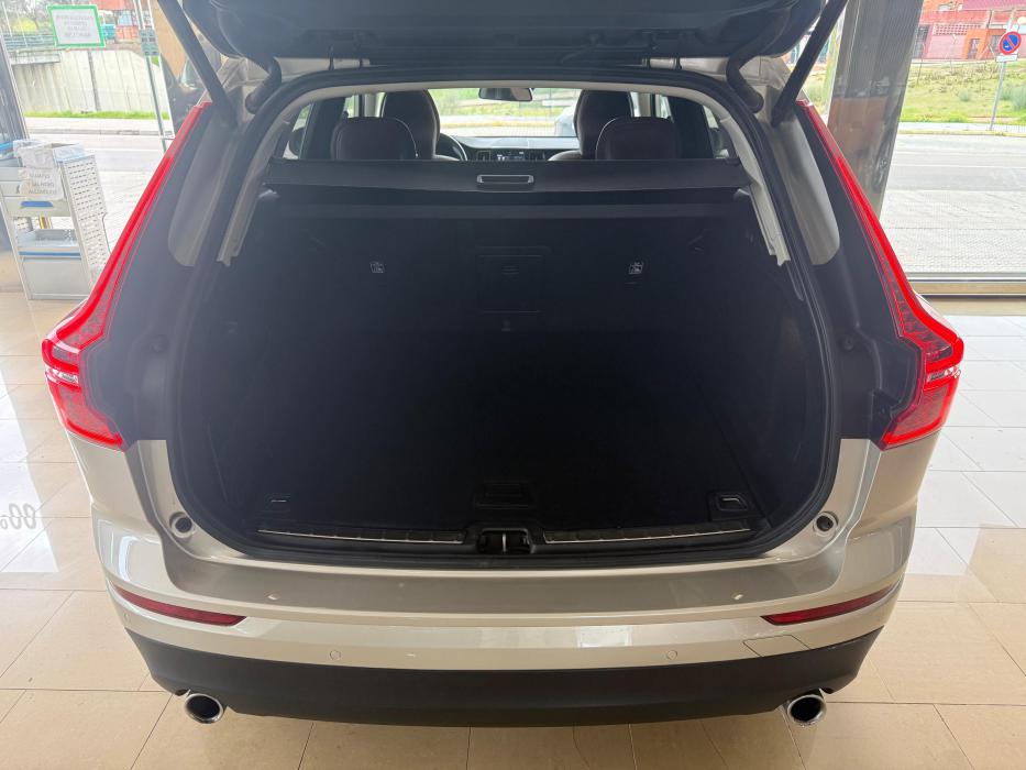 VOLVO XC60 D3 MOMENTUM *TECHO SOLAR* 2019
