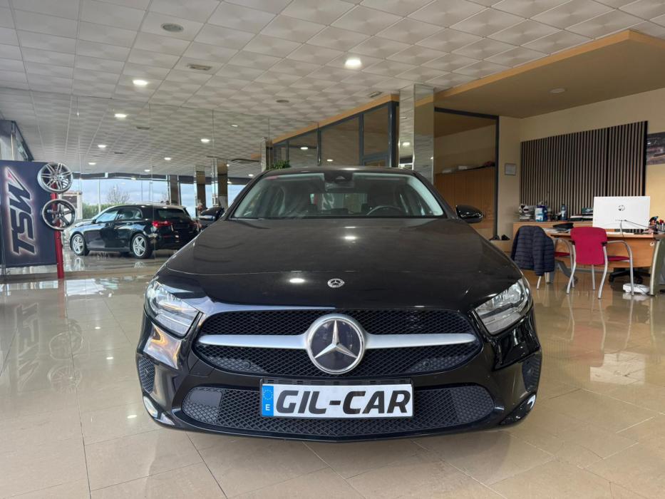 Mercedes-Benz A180d 2.0 *AUTOMÁTICO* 2022