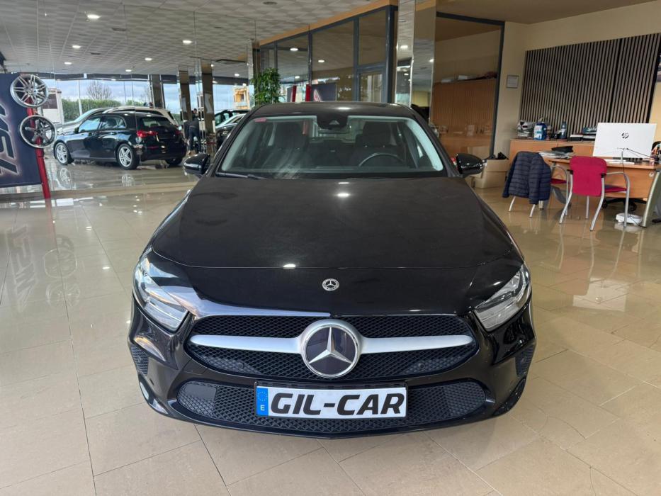 Mercedes-Benz A180d 2.0 *AUTOMÁTICO* 2022