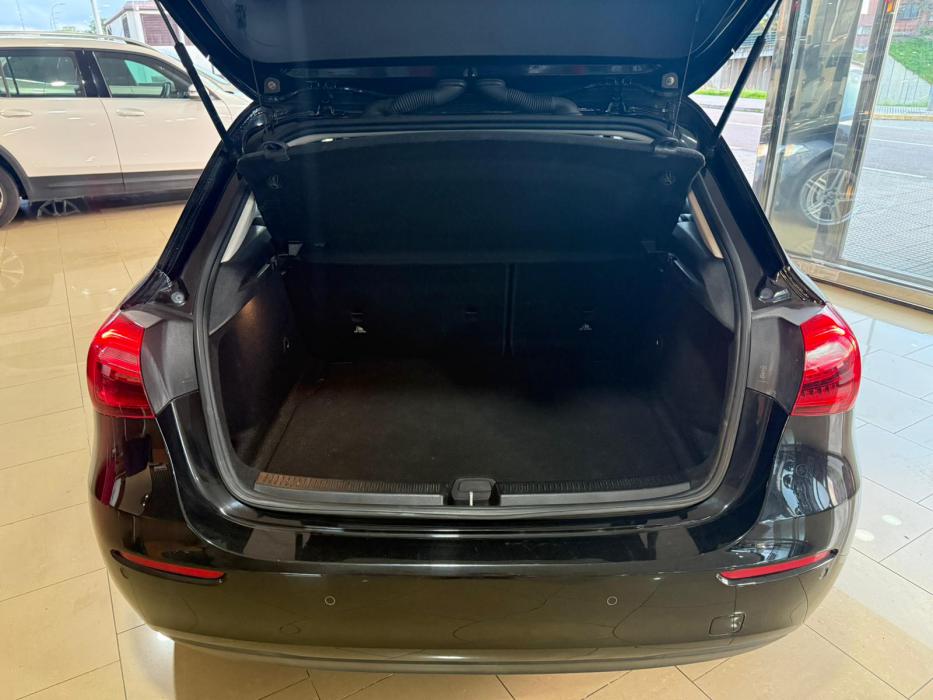 Mercedes-Benz A180d 2.0 *AUTOMÁTICO* 2022