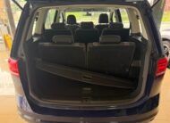 Volkswagen Touran *7 PLAZAS* 2017