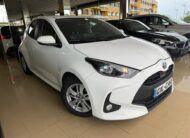 Toyota Yaris Híbrido Automático *MODELO 2023*