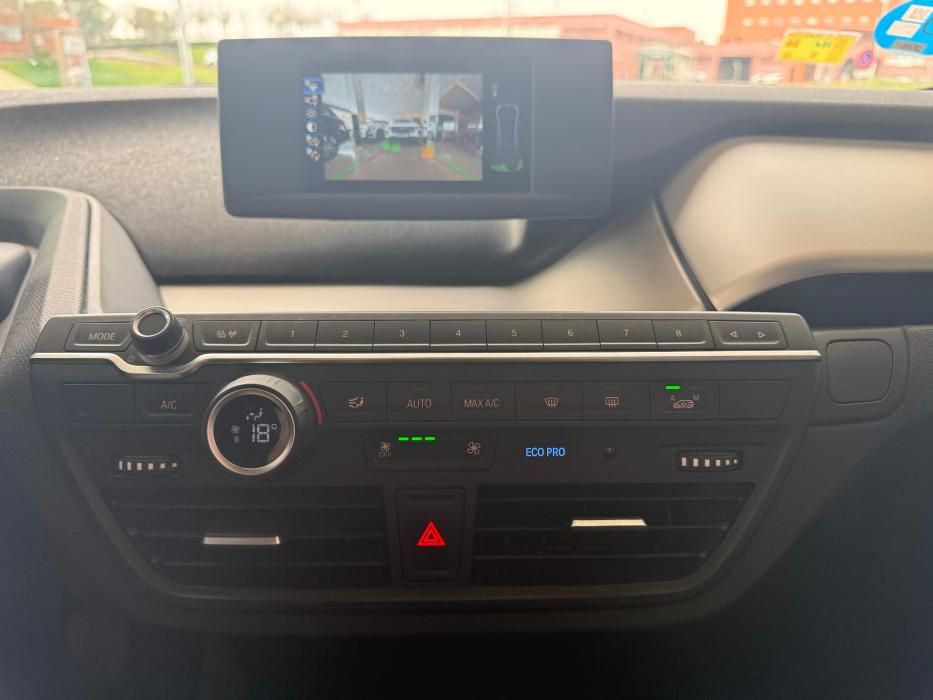 BMW i3 *ELÉCTRICO* Carga rápida 2018