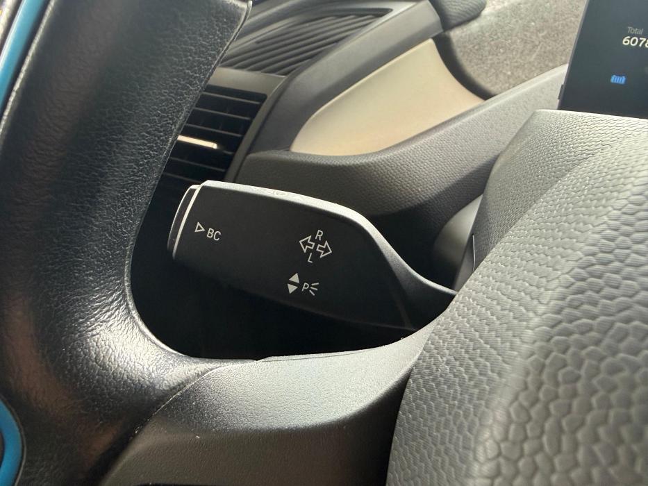BMW i3 *ELÉCTRICO* Carga rápida 2018